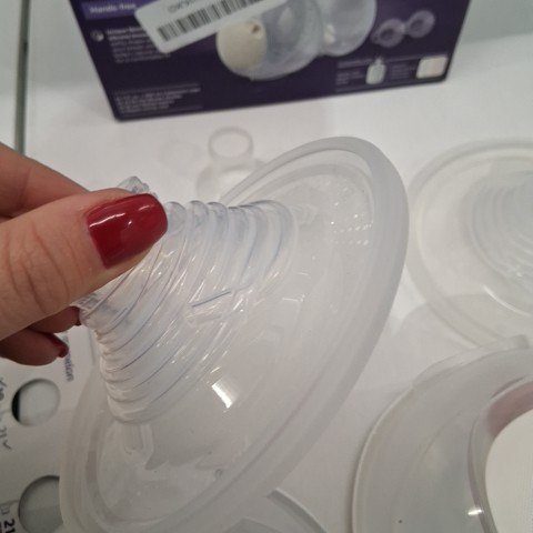 PHILIPS AVENT DOUBLE COLLECTION HANDS FREE BREAST PUMP - WHITE (MODEL: SCF442/62) image 4