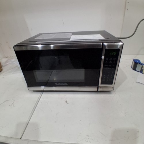 BLACK + DECKER DIGITAL PUSH BUTTON DOOR MICROWAVE OVEN - 700W - BLACK/STAINLESS STEEL (MODEL: EM720CB7-P) image 5