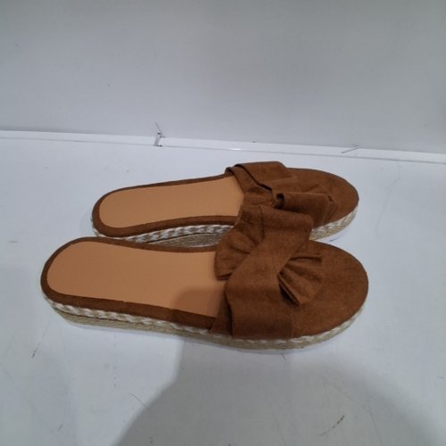 WOMEN'S BOW STRAP SANDALS - SIZE 41 - BROWN image 2