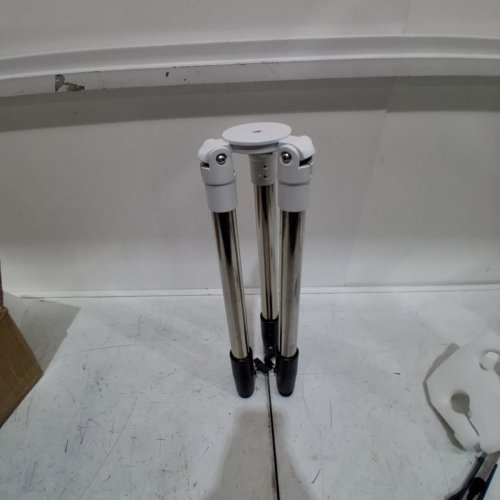 SVBONY ALUMINUM TELESCOPE TRIPOD - MAX HEIGHT 900 MM (MODEL: SV225T) image 3