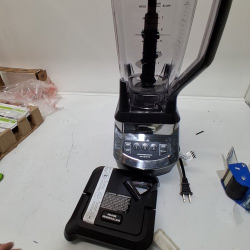 NINJA PROFESSIONAL BLENDER - 72OZ PITCHER/900W - BLACK/SILVER (MODEL: NJ600WMC) image 4