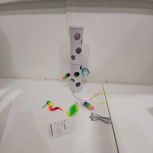 SMART INTERACTIVE SUCTION CUP MOUNTED ELECTRONIC CAT TOY - 1000MAH (MODEL: OK018) image 3