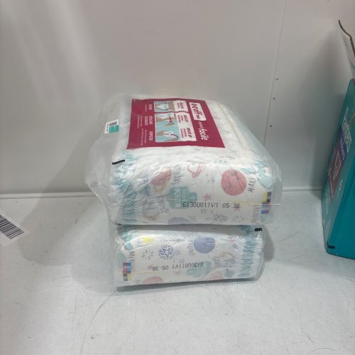 76PK PAMPERS CRUISERS 100% LEAKPROOF 360° GAP-FREE FIT DIAPERS - SIZE 6 image 2