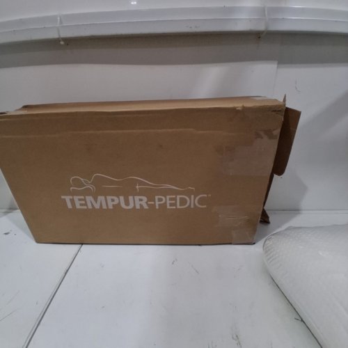 TEMPUR-PEDIC MEMORY FOAM SYMPHONY PILLOW - 23.5" X 15.75" X 5.5" - WHITE image 3