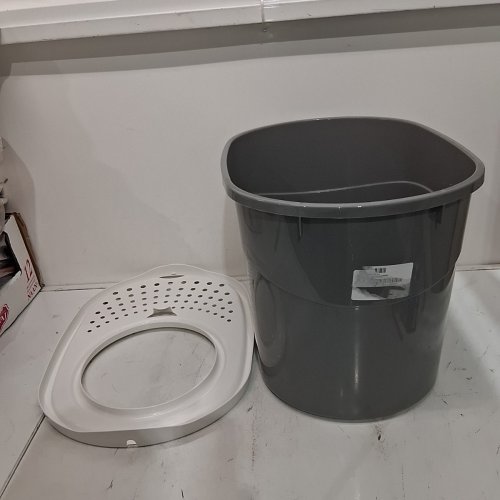 IRIS OVAL OPEN TOP ENTRY LITTER BOX WITH SCOOP- 14"- WHITE/GREY image 3