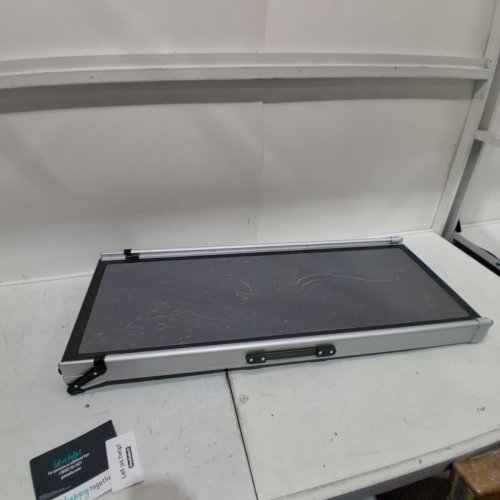 PETSAFE HAPPY RIDE COMPACT TELESCOPING EXPANDABLE DOG RAMP (MODEL: 62461) image 2