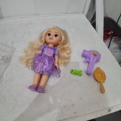 DISNEY PRINCESS GET READY WITH ME RAPUNZEL DOLL WITH ACCESSORIES (MODEL: 1784991) image 2