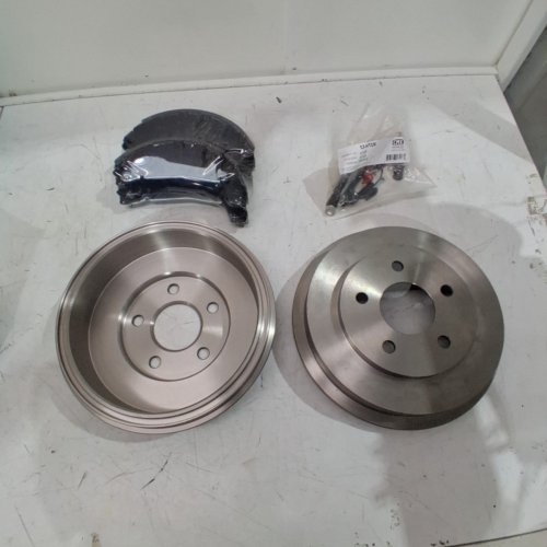 2PC TRANSIT WAREHOUSE REAR BRAKE DRUM AND BRAKE PAD KIT FOR VARIOUS CHEVROLET AND PONTIAC MNODELS - SILVER (MODEL: 8-9808) image 4