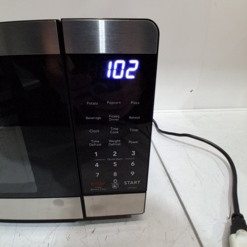 FRIGIDAIRE COUNTERTOP MICROWAVE OVEN - 0.7 CU.FT - 700W - STAINLESS STEEL (MODEL: EMW729-B) image 2