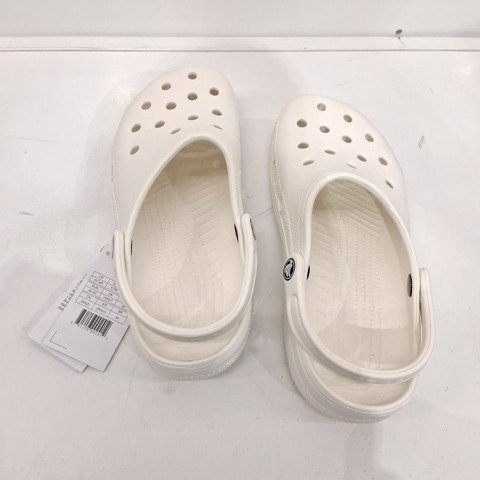 UNISEX CROCS CLASSIC CLOG - MENS 7 WOMEN'S 9 - WHITE (STYLE 10001-100) image 2