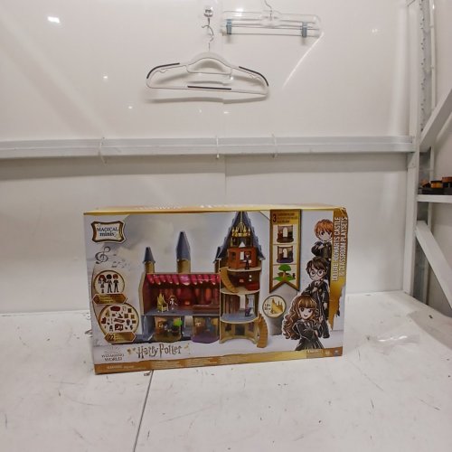 WIZARDING WORLD HARRY POTTER, MAGICAL MINIS DELUXE HOGWARTS CASTLE WITH LIGHTS AND SOUNDS image 2