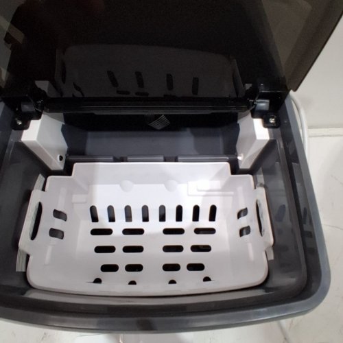 FRIGIDAIRE RETRO FREESTANDING BULLET SHAPED ICE MAKER - 26LB - GREY (MODEL: EFIC513-GREY) image 4