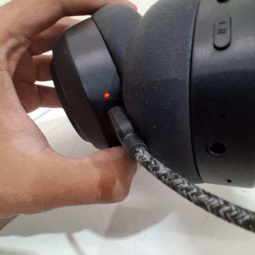 NOISE CANCELLING WIRELESS HEADPHONES - BLACK (MODEL: A18) image 2