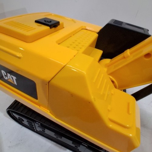 CAT MASSIVE MOVER REMOTE CONTROL RC STEEL EXCAVATOR - BLACK/YELLOW (MODEL: 1851476) image 4