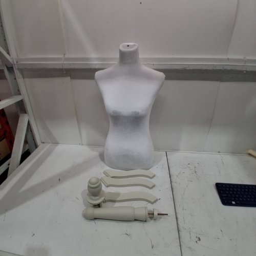 PAYLESS HERE DRESS FORM MANNEQUIN - 49.6" TO 63.4" - WHITE (MODEL: MQ-FL2104-WHITE) image 2