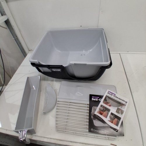 OMEGA PAW SELF-CLEANING LITTER BOX - BLACK / GREY image 2