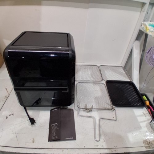 CHEFMAN 6-IN-1 DIGITAL AIR FRYER OVEN - 12QT CAPACITY - BLACK (MODEL: RJ38-RDO-V12-CA) image 4