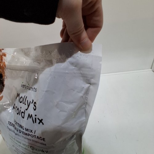 MOLLY'S AROID CHUNKY SOIL-FREE POTTING MIX- 10 QT (9 L) image 3