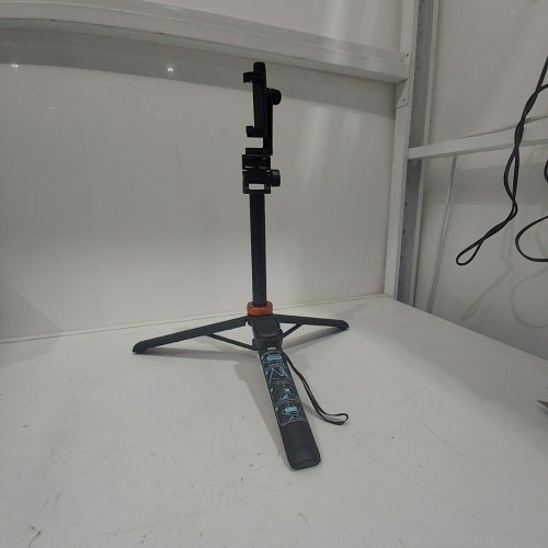 EUCOS 2-IN-1 TRIPOD STAND AND SELFIE STICK WITH REMOTE SHUTTER - 62" image 2
