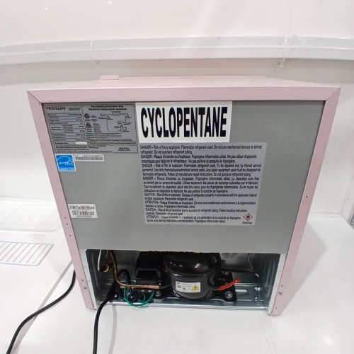 FRIGIDAIRE RETRO COMPACT FRIDGE WITH CHILLER MINI REFRIGERATOR & BUILT-IN BOTTLE OPENER - 1.6 CU.FT - PINK (MODEL: EFR176-PINK-6COM) image 9