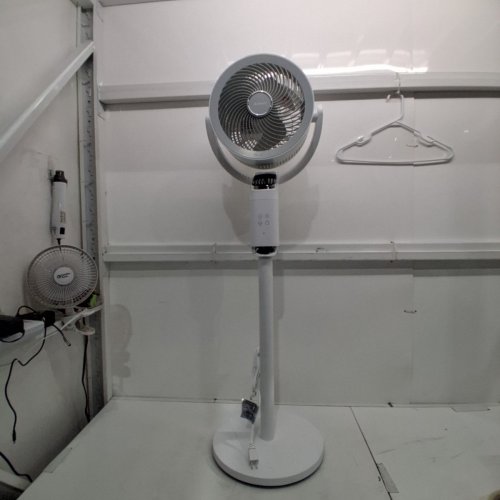 AIRMATE 2-IN-1 TABLE & STAND AIR CIRCULATION FAN WITH REMOTE - 32 ADJUSTABLE WIND SPEEDS - WHITE (MODEL: FA20-RD239) image 3
