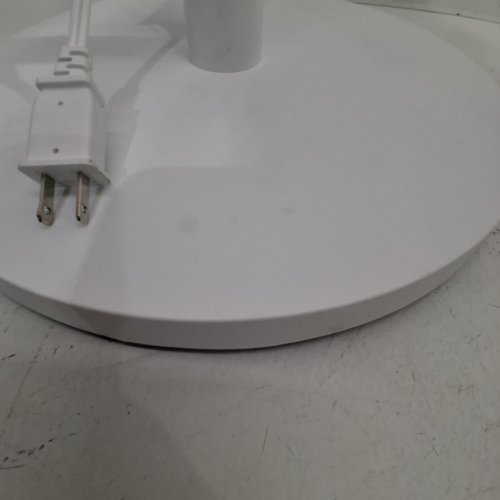 AIRMATE 2-IN-1 TABLE & STAND AIR CIRCULATION FAN WITH REMOTE - 32 ADJUSTABLE WIND SPEEDS - WHITE (MODEL: FA20-RD239) image 4