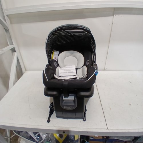 GRACO SNUGRIDE 35 LITE LX INFANT CAR SEAT - MAX WEIGHT 34LBS - BLACK/GREY (MODEL: 2119658) image 6