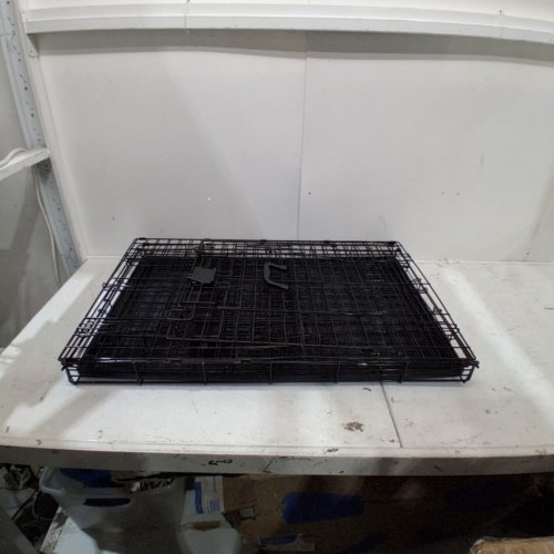 AMAZON BASICS DURABLE FOLDABLE METAL WIRE DOG CAGE WITH TRAY - 36" X 23" X 25" - BLACK image 2