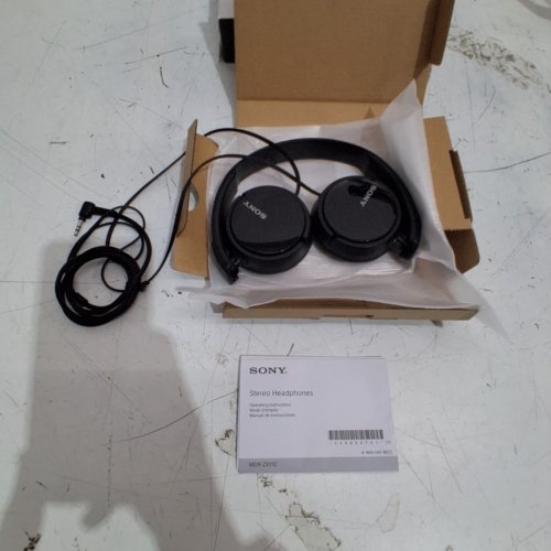 SONY WIRED OVER EAR HEADPHONES WITHOUT NOISE CANCELLATION - BLACK - (MODEL: MDRZX110) image 2