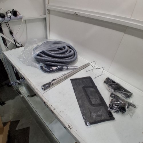 OVO CENTRAL VACUUM ACCESSORIES KIT - WITH 30FT LOW-VOLTAGE HOSE & ON/OFF SWITCH AT THE HANDLE - GREY - (MODEL: LV30DP-OVO) image 3