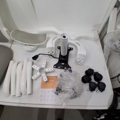 SWEETCRISPY ERGONOMIC HIGH-BACK MESH ROLLING HOME OFFICE CHAIR - 250LBS MAX - WHITE/GREY (MODEL: C-3619-1B-GY) image 4
