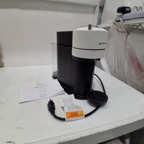 NESPRESSO BY BREVILLE VERTUO NEXT coffee machine - CREAM - (BNV520MTB) image 3