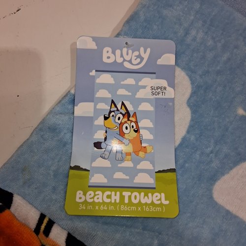 BLUEY BEACH TOWEL - 34" X 64" - BLUE (MODEL: 2063440) image 4