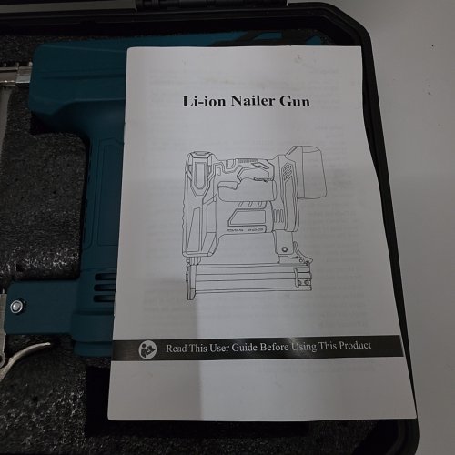 CORDLESS LI-ION BRAD NAILER / STAPLE GUN KIT - 20V - BLUE image 8