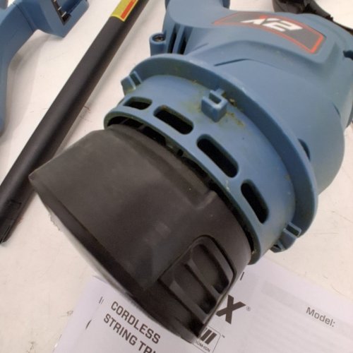 SENIX CORDLESS STRING TRIMMER / EDGER WITH BATTERY AND CHARGER- 20 V - BLUE (MODEL: GTX2-L) image 4