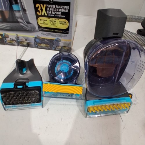 SHARK STAINSTRIKER HAIRPRO PORTABLE SPOT/STAIN/ODOUR ELIMINATOR WITH 4 ATTACHMENTS - COPPER/BLACK (MODEL: PX251C 26) image 7