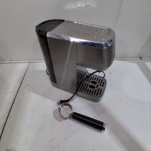 CASABREWS STAINLESS STEEL ESSENTIAL ESPRESSO MACHINE WITH STEAM FROTHER - 43.9OZ - SILVER (MODEL: 3700) image 8