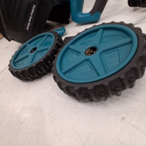DENQIR WHEELED CORDLESS SNOW SHOVEL WITH TWO RECHARGABLE BATTERIES & CHARGER - 30FT MAX THROW - 17" - TEAL AND BLACK (MODEL: YL-4021) image 7