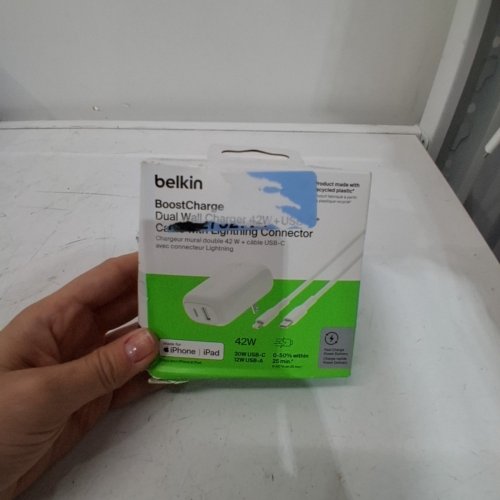2PC BELKIN BOOSTCHARGE DUAL WALL CHARGER WITH USB-C TO USB-C CABLE - 42W - WHITE image 3