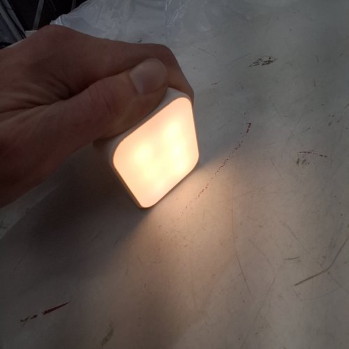 4PK LOMOTECH PLUG-IN LED NIGHT LIGHT - WARM WHITE/COOL WHITE (MODEL: LT-N001) image 2