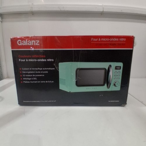 GALANZ RETRO STYLE COUNTERTOP MICROWAVE OVEN - 0.9CU.FT - MINT (MODEL: GLCMKZ09GNR09) image 6