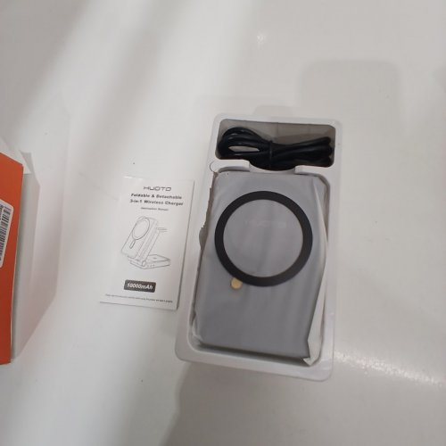 HUOTO FOLDING DETACHABLE 3-IN-1 WIRELESS POWER BANK - 10000MAH - BLACK (MODEL: W33) image 2