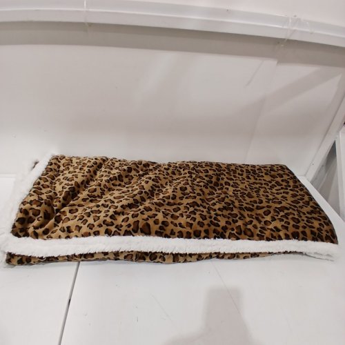 SHERPA LINED HEATED BLANKET WITH 4 HEAT SETTINGS - FULL - CHEETAH PRINT / WHITE (MODEL: WDJ-EBA-BL-FF) image 4