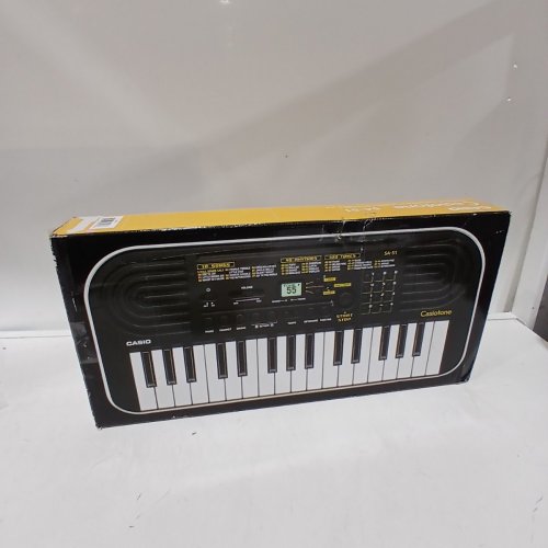 CASIO CASIOTONE 32-KEY MINI KEYBOARD FOR KIDS - 17.6" X 8.2" X 2" - BLACK/WHITE (MODEL: SA-51) image 4