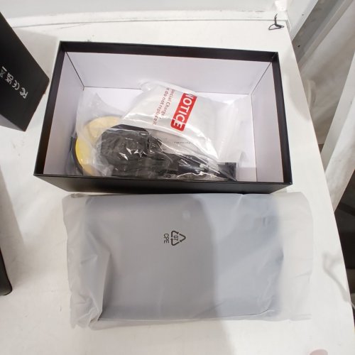 CAR GPS NAVIGATOR - 9" SCREEN - BLACK - (MODEL: J908) image 3