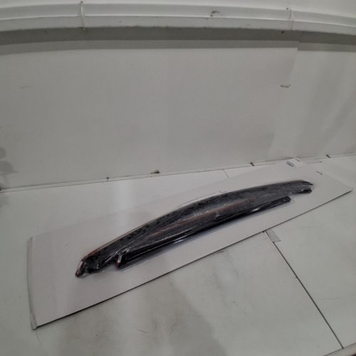 4PC HUSKY LINERS IN-CHANNEL VENT VISORS -FITS 2013-2018 HYUNDAI SANTA FE - BLACK (MODEL: 2834534) image 3