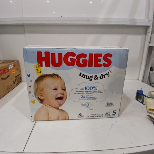 136PK HUGGIES DISNEY BABY SNUG AND DRY DISPOSABLE DIAPERS - SIZE 5 - 27LB+ - MICKEY MOUSE image 2