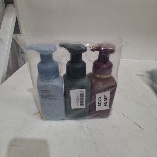 3 ASSORTED BATH & BODY WORKS GENTLE FOAMING HAND SOAP - CASHMERE BLANKET. CEDARWOOD FOREST & ROSEWOOD & SUEDE - 259 ML EACH image 2