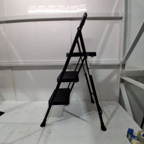 HB TOWERS STURDY STEEL LIGHTWEIGHT 3 STEP STEPSTOOL/LADDER WITH WIDE ANTI-SLIP PEDAL AND CONVENIENT HANDGRIP - 500LBS MAX - (MODEL: EN14183) image 4
