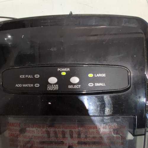 FRIGIDAIRE COUNTERTOP ELECTRIC ICE MAKER - MAKES 26LBS OF ICE/DAY - BLACK STAINLESS STEEL (MODEL: EFIC120-GRYSS-SC_G2) image 2